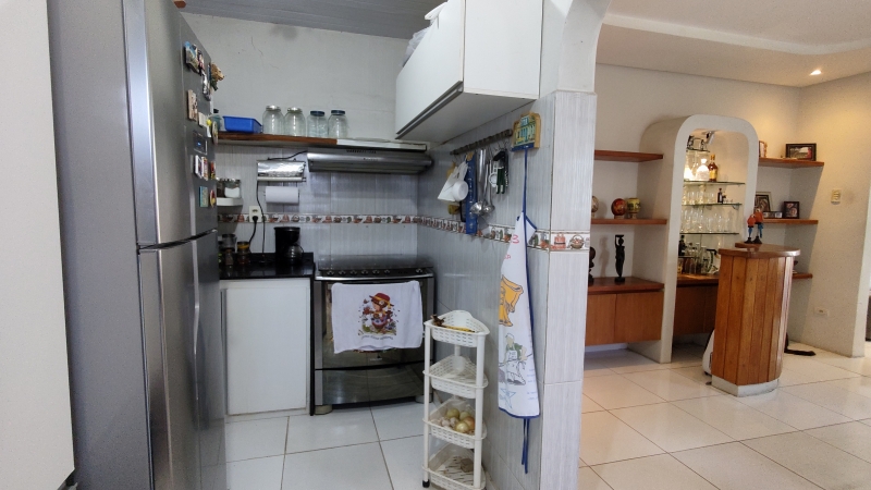 Casa à venda com 4 quartos, 2 suítes, 1 vaga e 250m² no Jardim São Paulo, Recife (PE) — foto 18 de 26