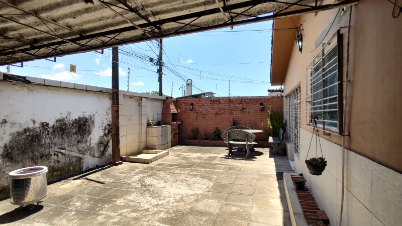Casa à venda com 4 quartos, 2 suítes, 1 vaga e 250m² no Jardim São Paulo, Recife (PE) — foto 24 de 26