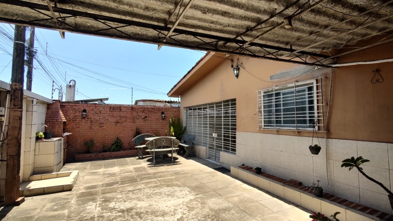Casa à venda com 4 quartos, 2 suítes, 1 vaga e 250m² no Jardim São Paulo, Recife (PE) — foto 23 de 26